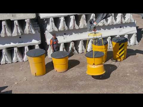 Jellifish Traffic Barrel Tool - Ellis Equipment, Inc.