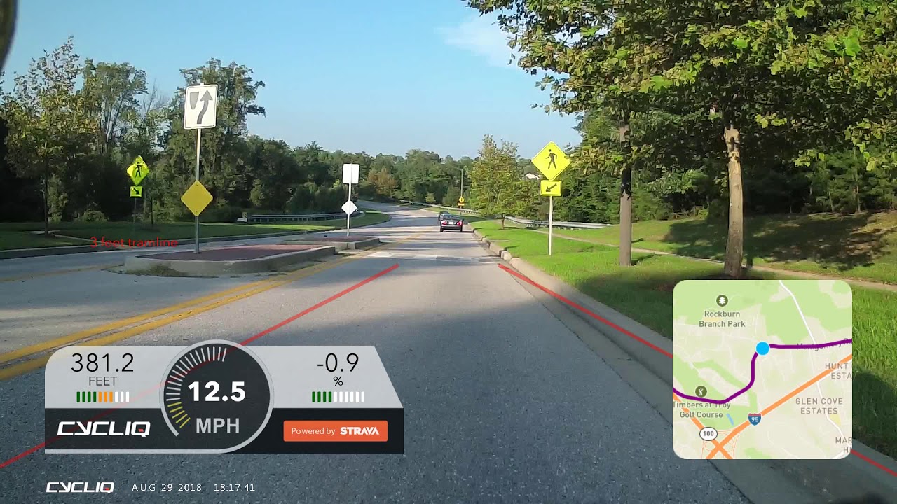 MD 9DB2255 Is a traffic choker a good place to pass a cyclist?