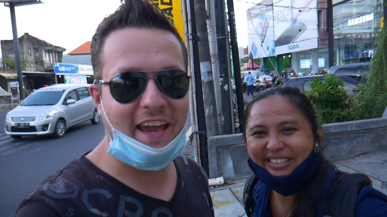 Where to Buy or Fix Iphone in Bali Indonesia ? Denpasar traffic is back to New Normal !