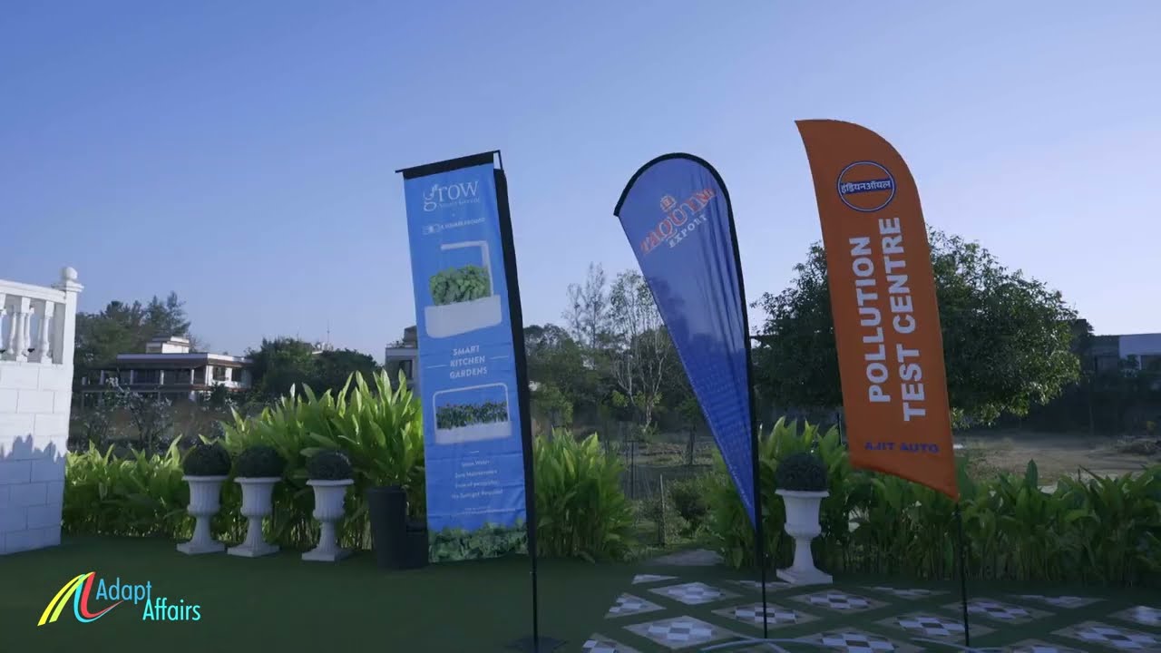 Teardrop flags  | Promotional flags| Feather flag | Advertising Promotional flag installation