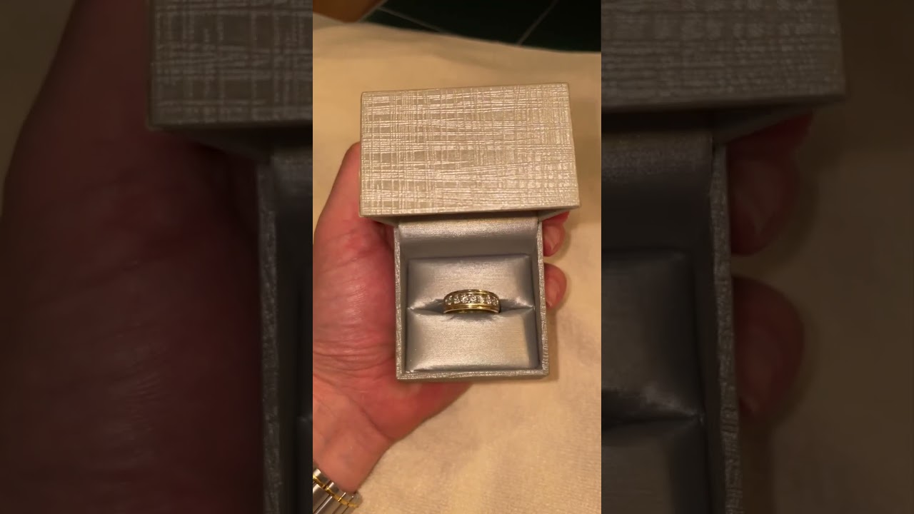 Zales 1CT Diamond/10kt Gold Men’s Wedding Ring