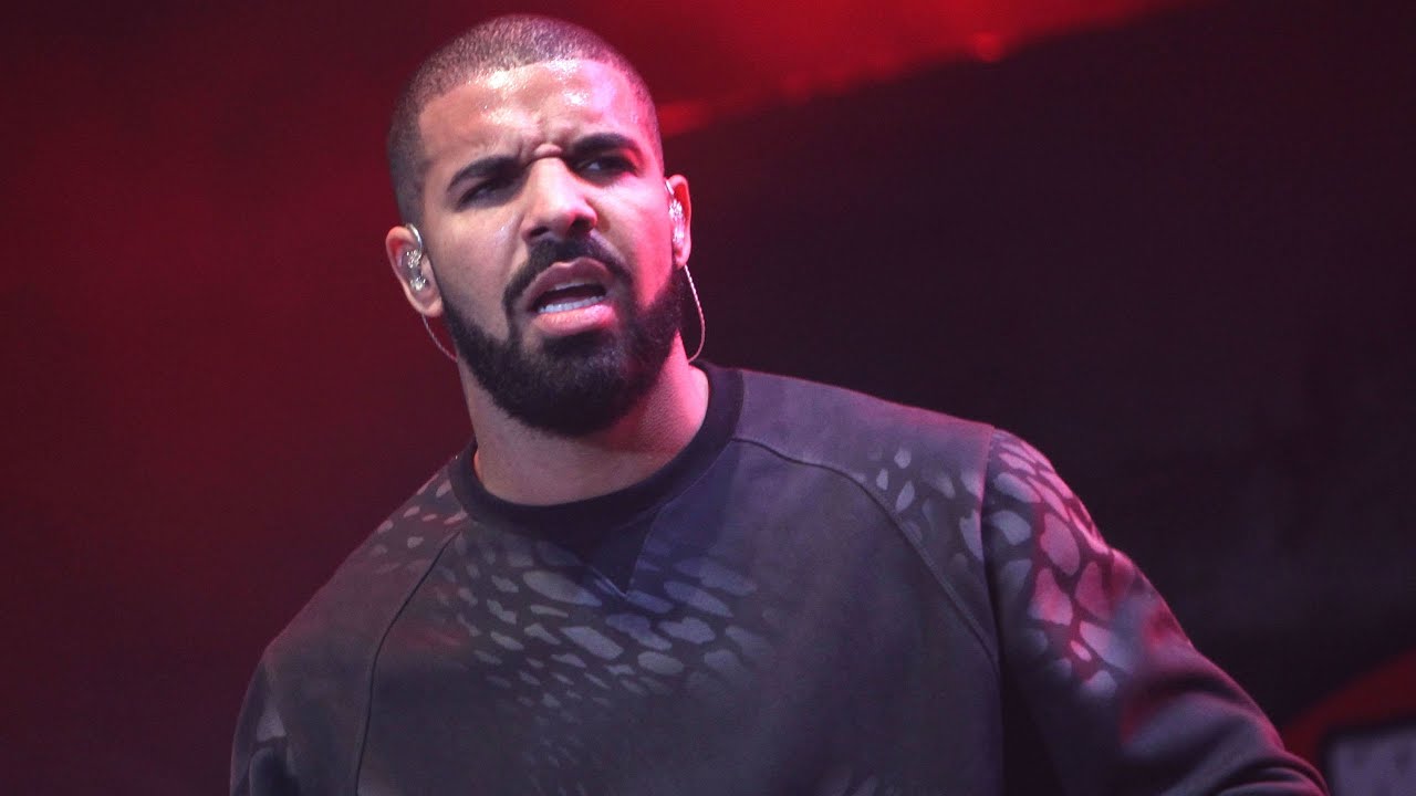 Drake CRASHES OUT On Stage. Should He Even Respond?