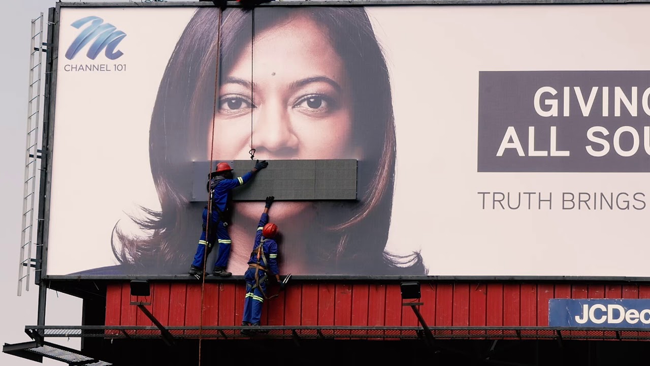 Carte Blanche OOH billboard  | JCDecaux Africa