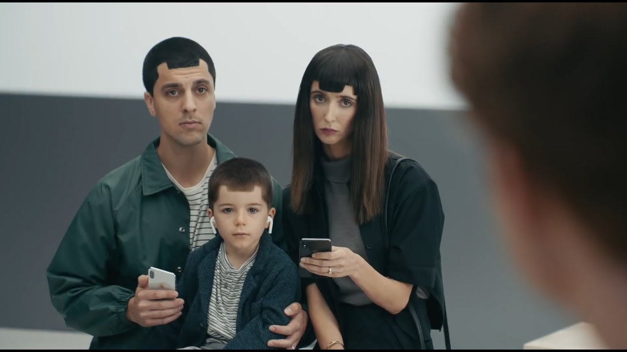 Samsung makes Fun of Apple#5(You will hate Apple after seeing this)