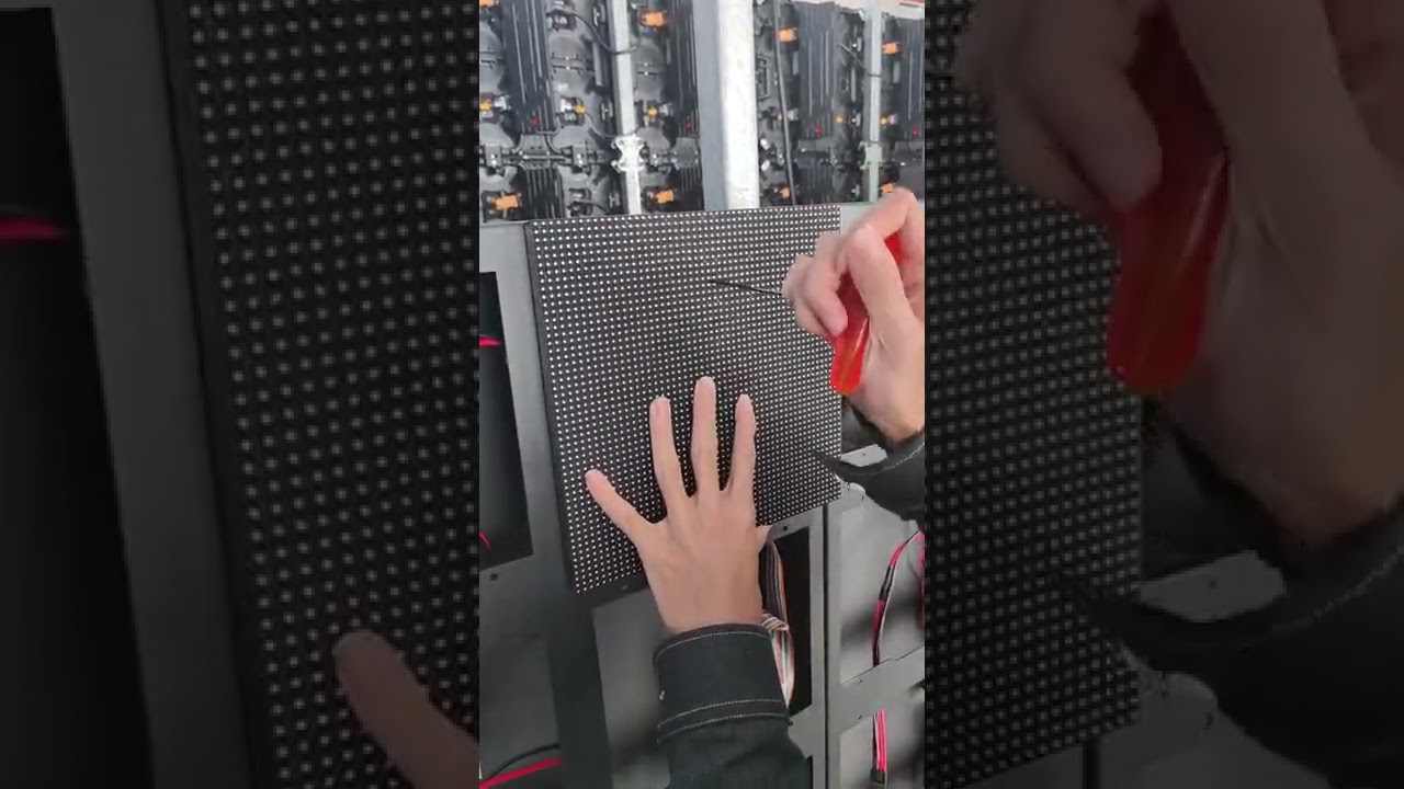 Outdoor advertising screen installation led module#shorts #eagerled #leddisplay #ledscreen