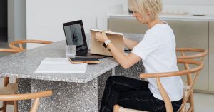 How To Earn Money From Online Advertising