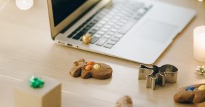 Google Display Network Vs Adroll