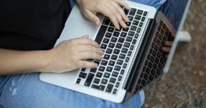 what is retargeting online advertising
