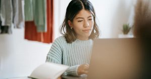 Advertising Networks Track A User's Behavior At Thousands Of Websites Quizlet