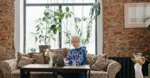 De Beers Right Hand Ring Campaign