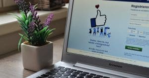 Online Advertising Manager Salary