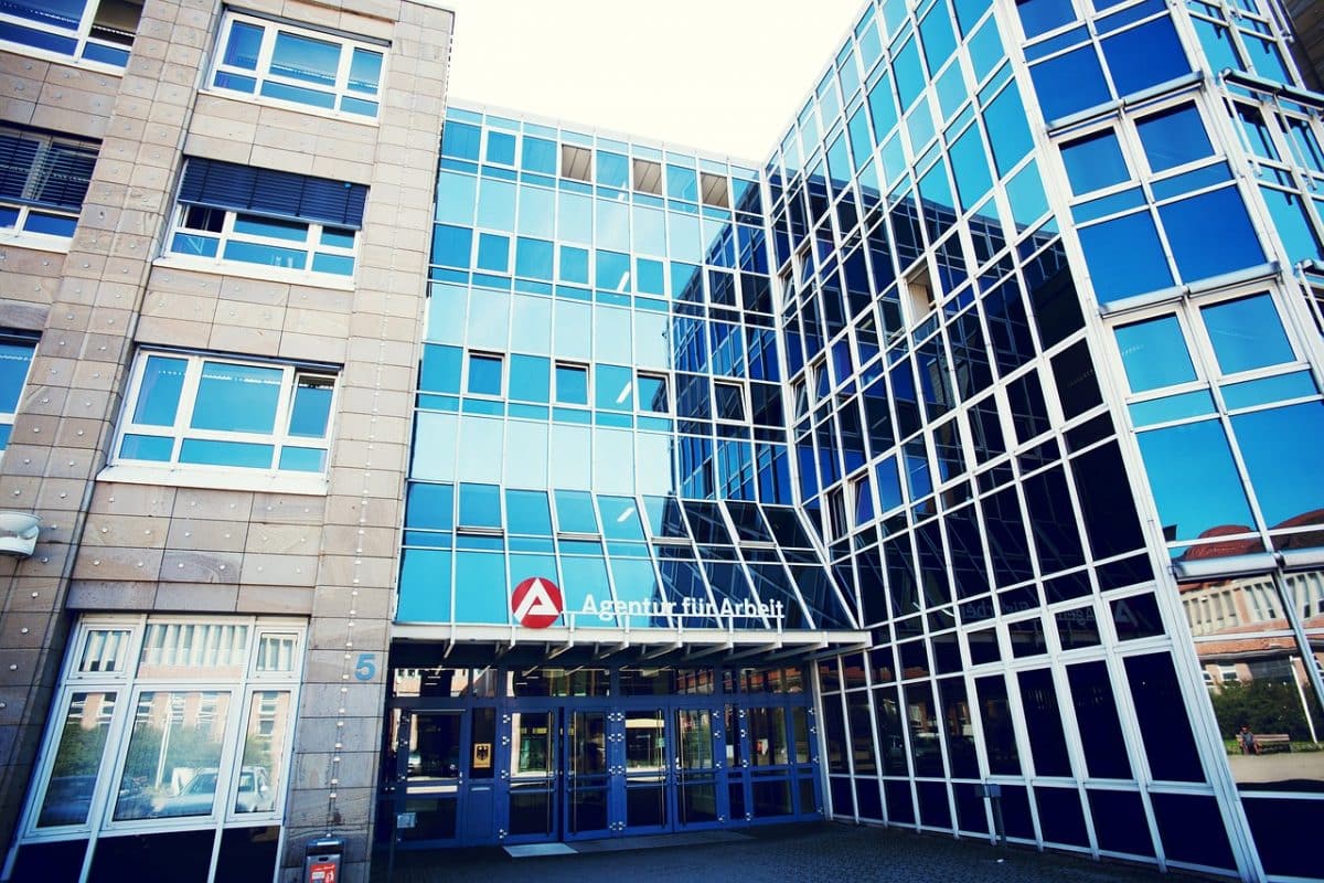 Advert Platforms For Virtual Events Institute