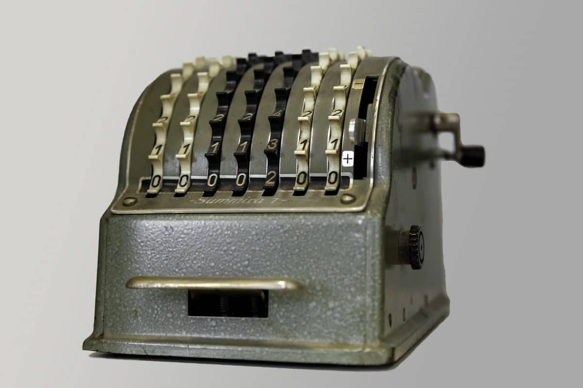 Display Advertising Examples For Students