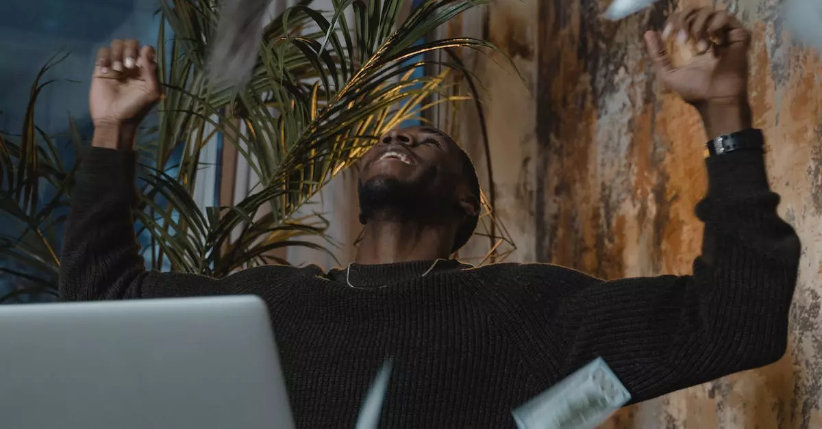 How Does Facebook Make Money From Ads