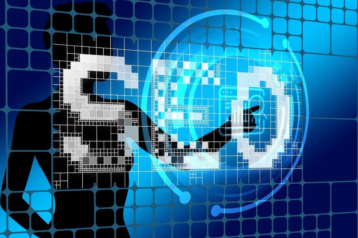 Buy Traffic And Clicks And Mortar